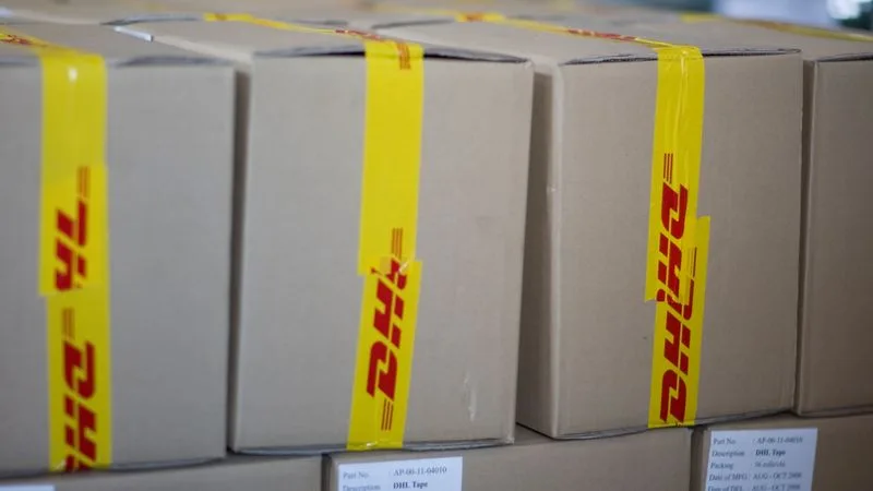 dhl-express-shipping-boxes-800x450